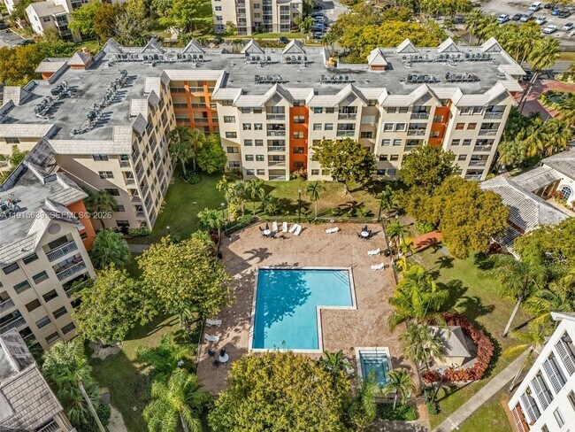 Building Photo - 8160 Geneva Ct