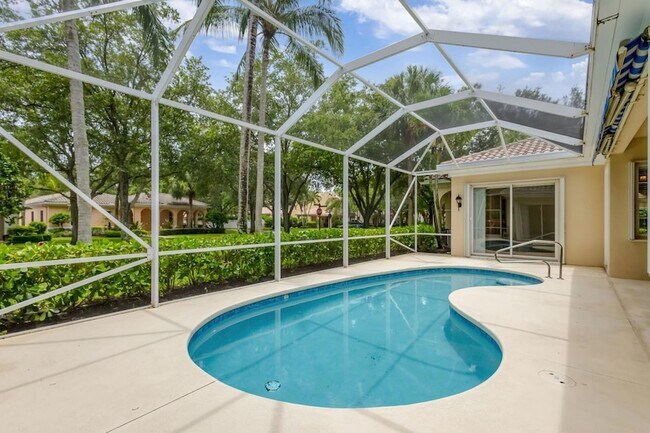 Building Photo - 121 Savona Dr