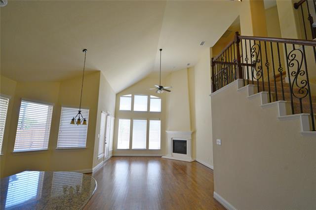Building Photo - 1031 River Rock Way