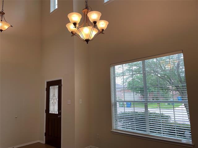 Building Photo - 1013 Camp Verde Dr