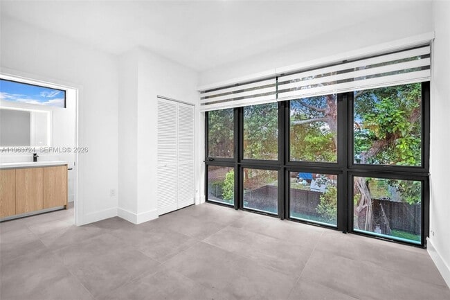 Building Photo - 919 NW 55th St