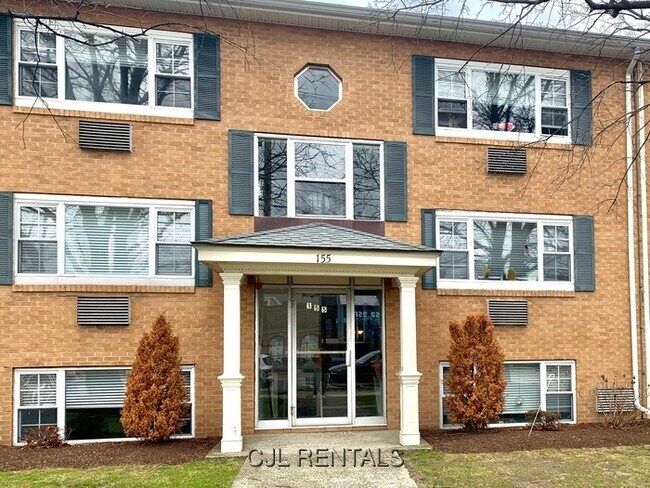 Building Photo - 155 Massachusetts Ave