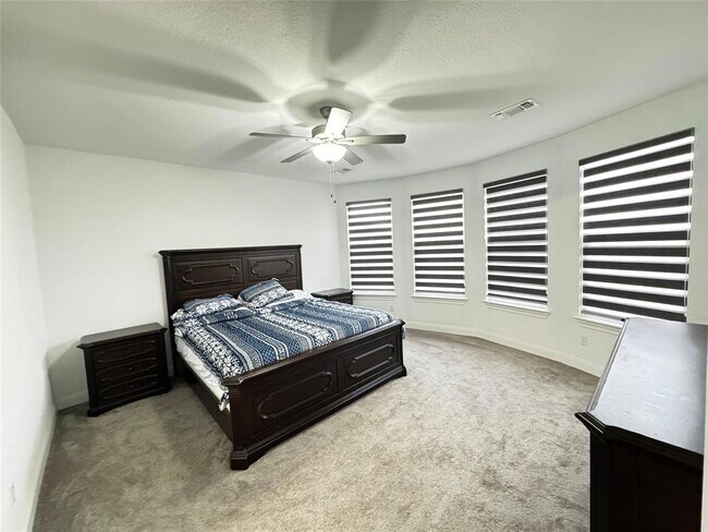 Building Photo - 302 Georgia Lace Trail