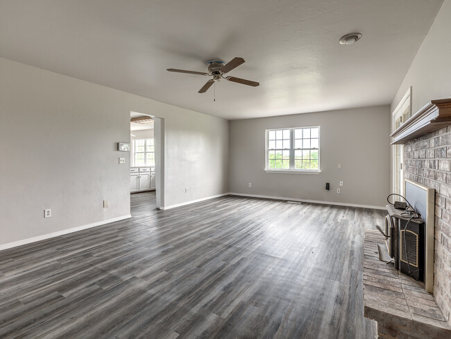 Building Photo - 11308 Meadow Ridge Ln