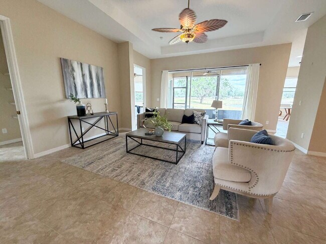 Building Photo - "Unfurnished Home on Golf Course in Hudson, FL - Spacious 1,853 Sq Ft Haven!"