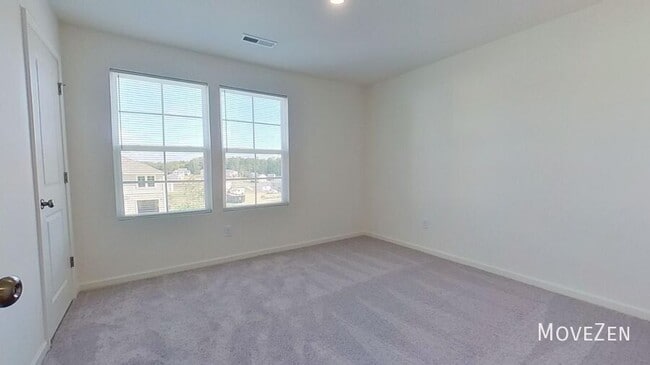 Building Photo - 813 Smokey Ridge Rd