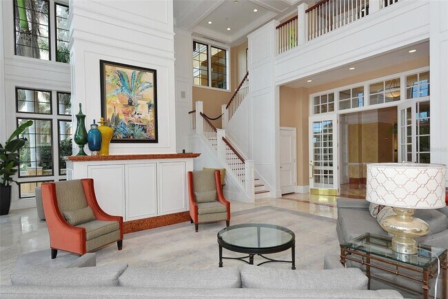 Building Photo - 750 N Tamiami Trl