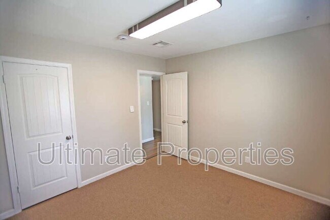 Building Photo - 17802 N 43rd Way