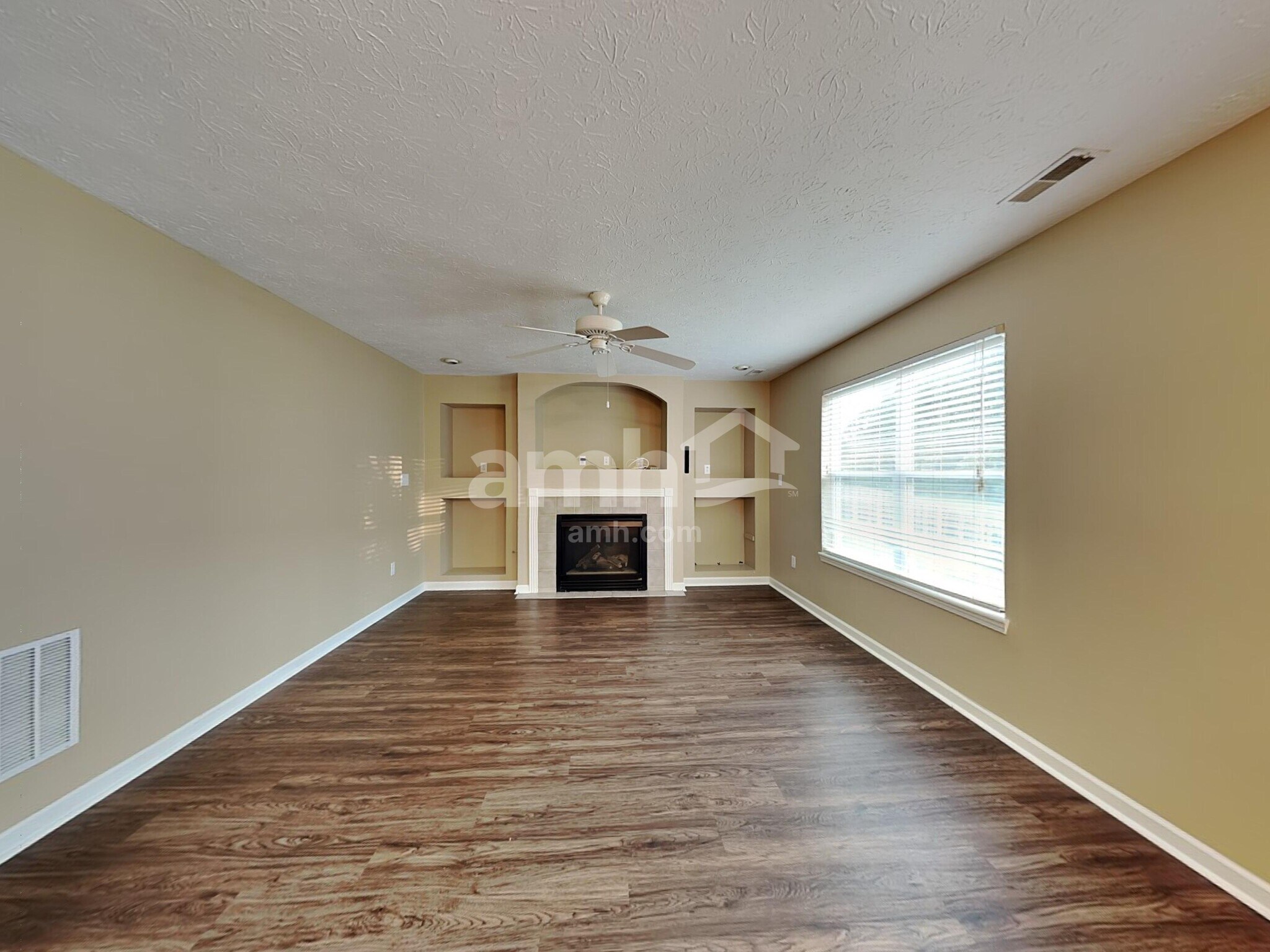 Building Photo - 5391 Ripplingbrook Way