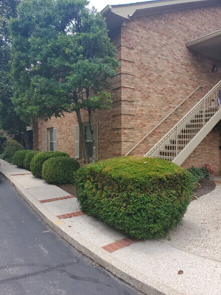 Building Photo - 1167 Turkey Foot Rd