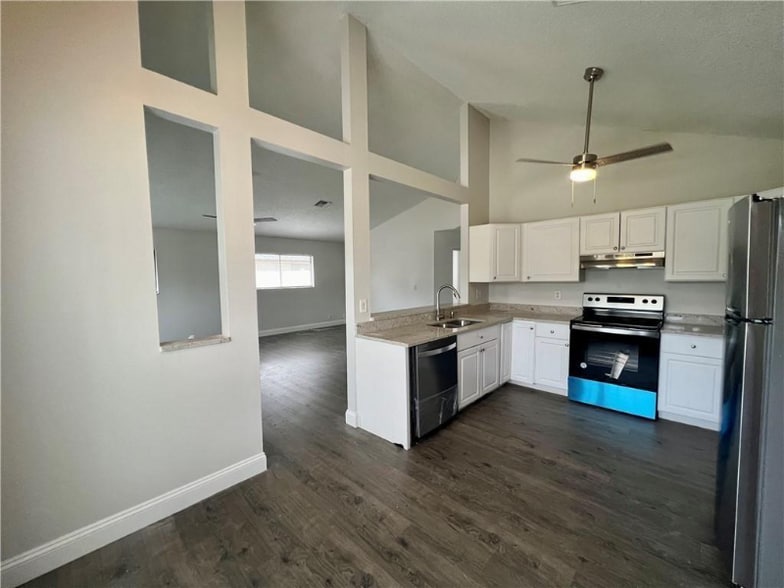 Building Photo - 22750 Pickerel Cir