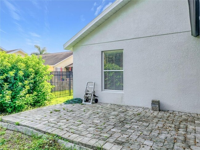Building Photo - 1045 Willow Branch Dr