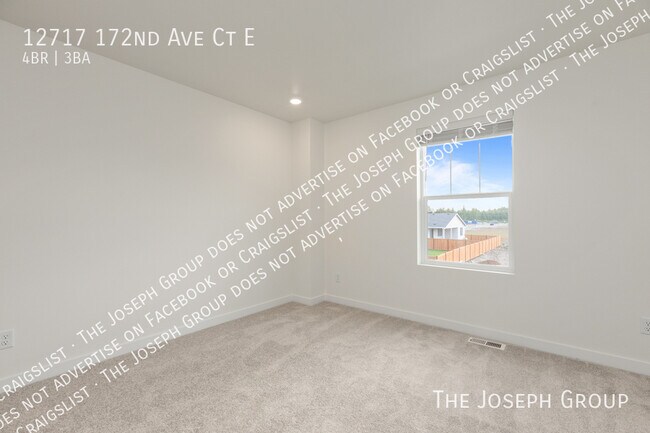 Building Photo - 12717 172nd Ave Ct E