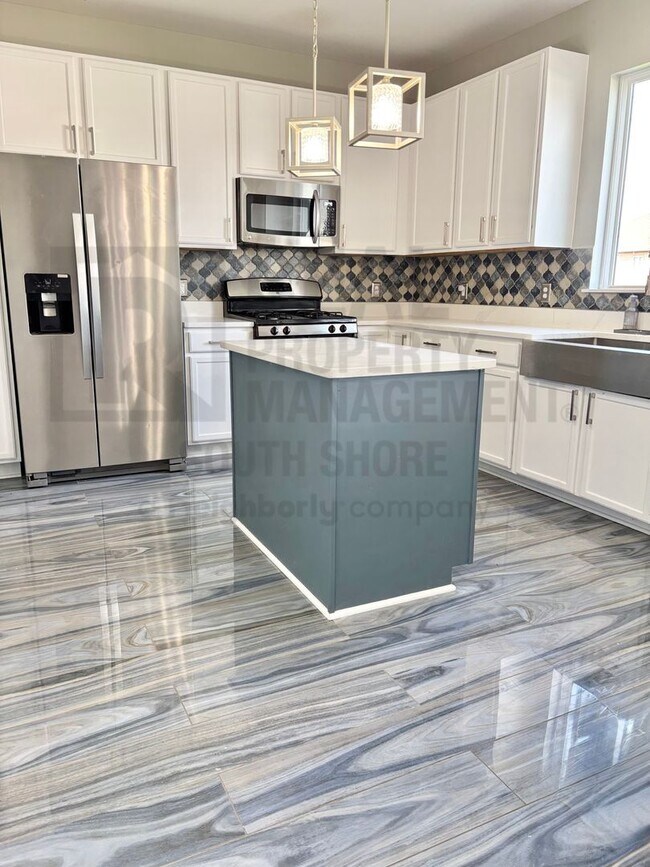 Building Photo - 4BR/3.5BA Refined Ellendale Farm Rental w/ Basement Suite