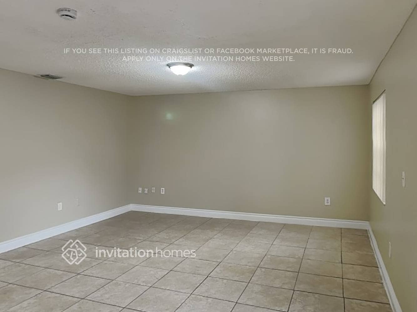 Building Photo - 14075 Langley Pl