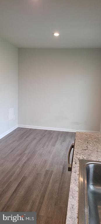 Building Photo - 1047 Wickersham Wy