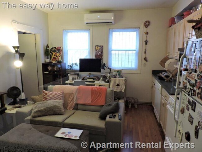 Primary Photo - 44 JFK St