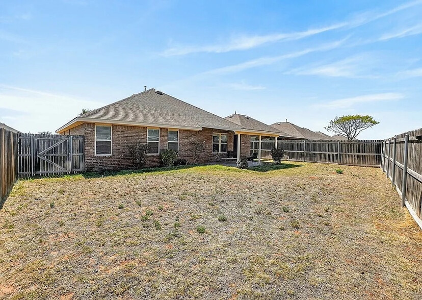 Building Photo - 1115 Milltown Rd