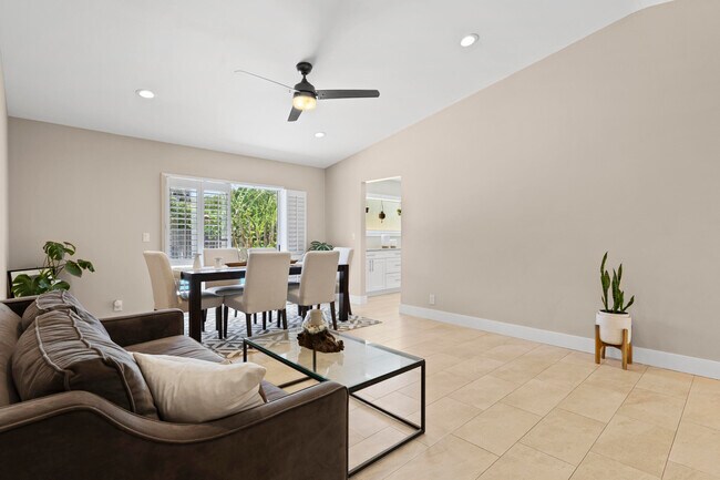 Building Photo - 4114 Bay Laurel Way