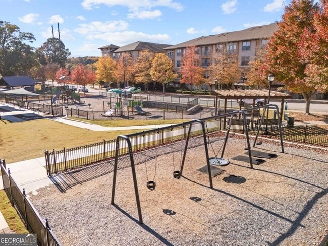 Building Photo - 1961 James Red Moore Blvd