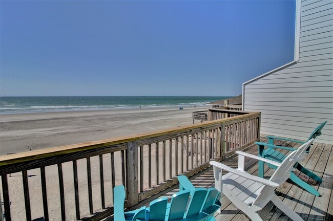 Primary Photo - UNBELIEVEABLE VIEWS - Ocean Front OFF SEAS...