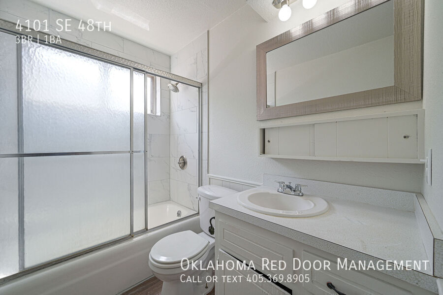 Building Photo - 4101 SE 48th-