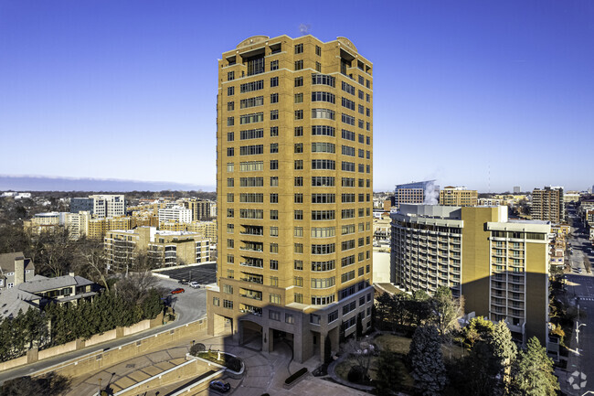 Building Photo - Alameda Towers