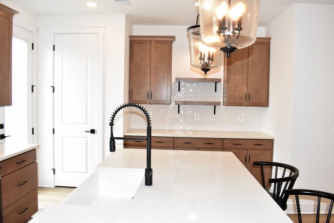 Building Photo - 9604 Blue Ash Aly