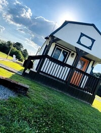 Building Photo - AIRBNB RENTAL ONLY - KARAGAN COTTAGE