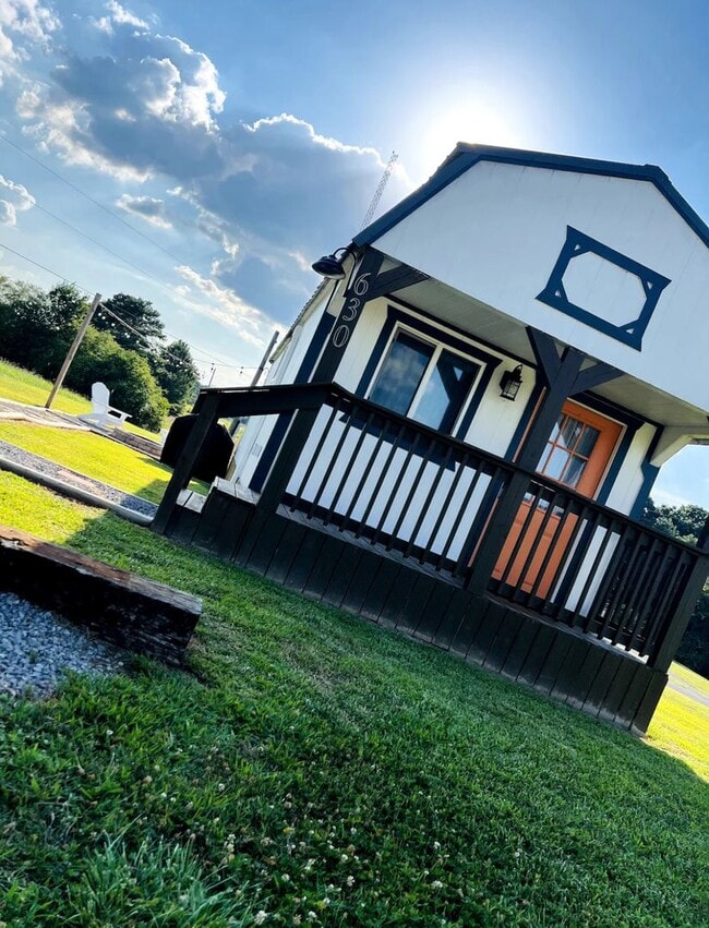 Building Photo - KARAGAN COTTAGE