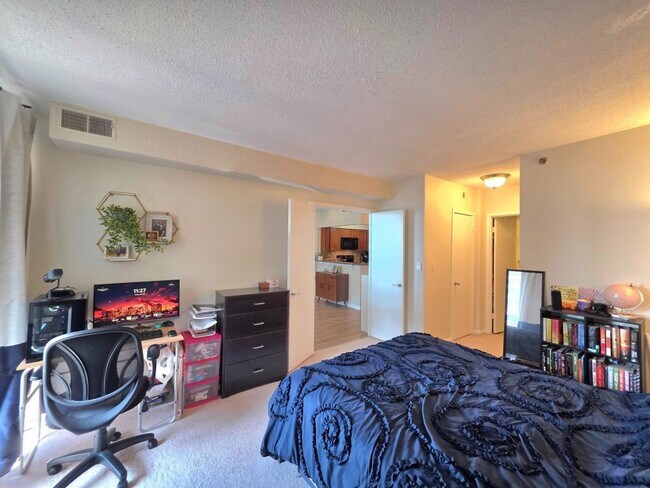 Building Photo - 5505 Seminary Rd