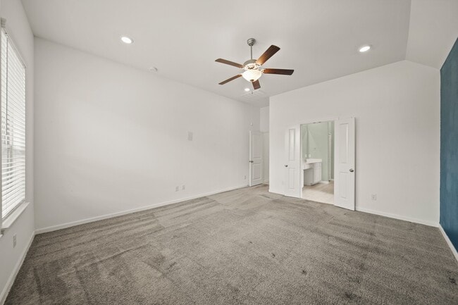 Building Photo - 2427 Madera Landing Ln