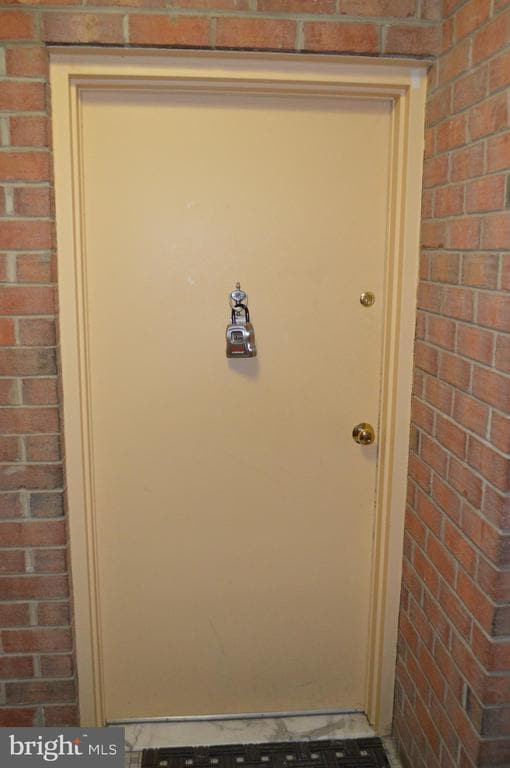 Building Photo - 10026 Fair Wds Dr