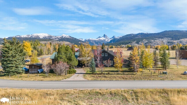 Building Photo - 575 Targhee Towne Rd