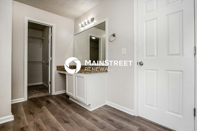 Building Photo - 4 Bedroom Pet-Friendly Home in LITHONIA, GA with Main Street Renewal
