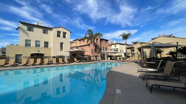 Building Photo - Charming San Marcos Townhome