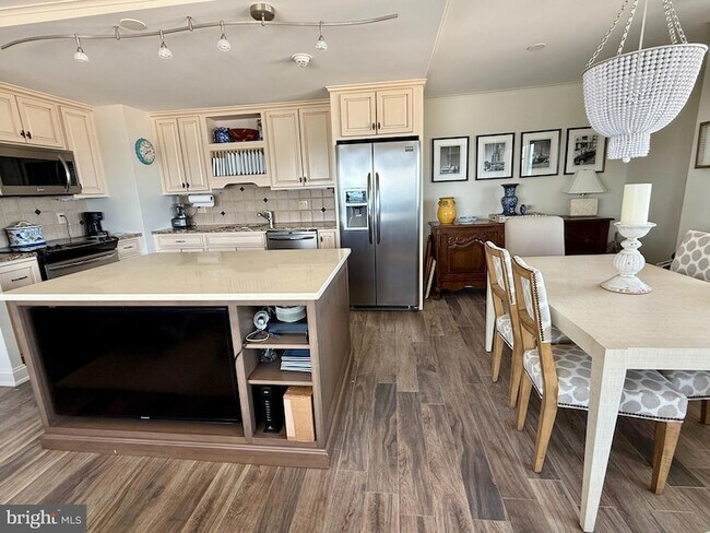 Building Photo - 9600 Atlantic Ave