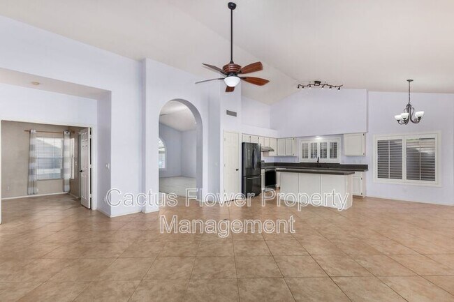 Building Photo - 4226 E Rockledge Rd