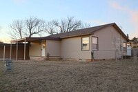 Building Photo - Cute and Clean 2 bedroom near SWOSU