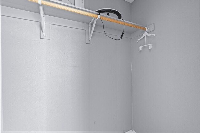 Building Photo - 12326 Kings Chase Dr