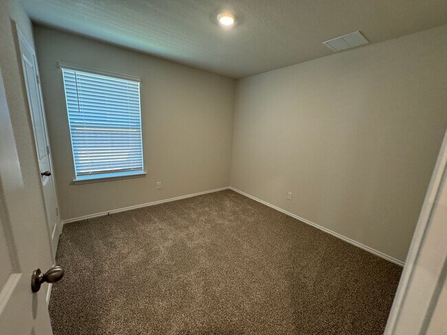 Building Photo - ONE STORY | 3 BEDROOM | 2 BATH | BUILT 2024 | RIVERSTONE AT WESTPOINT
