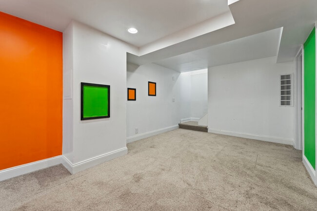 Building Photo - 2158 Countryside Cir