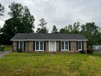 Building Photo - Cozy and Affordable!!