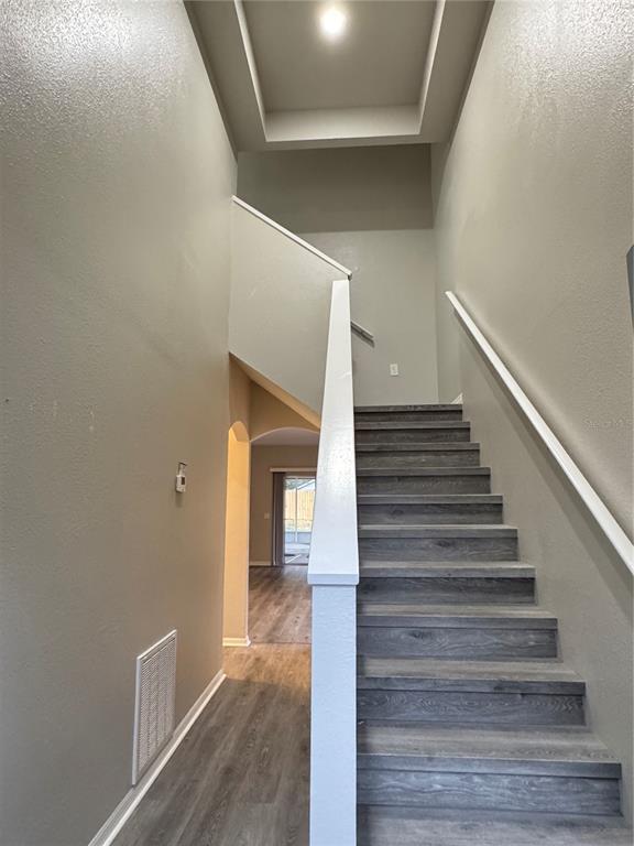 Building Photo - 14938 Deer Meadow Dr