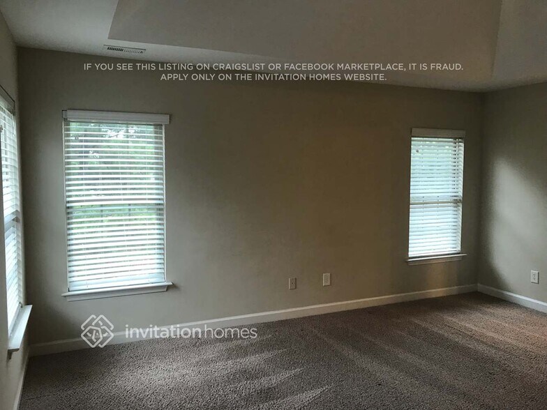 Building Photo - 20 W Smoketree Ct