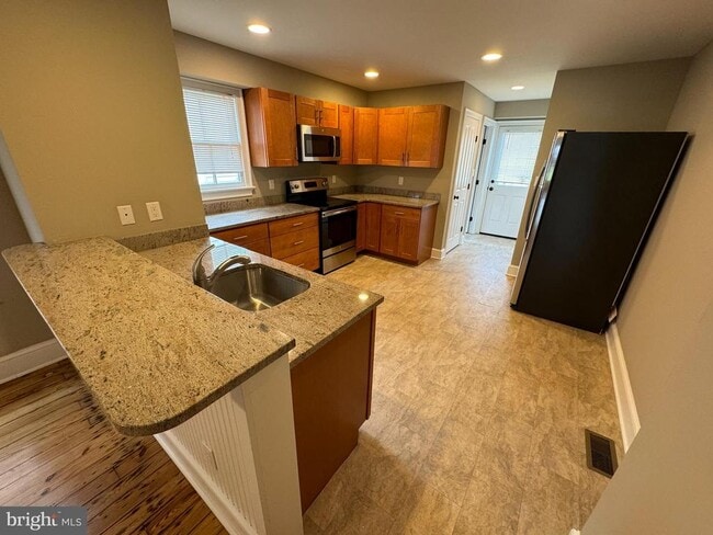 Building Photo - 26 N Congress St