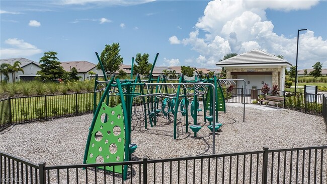 Building Photo - 11861 Venetian Lagoon Dr