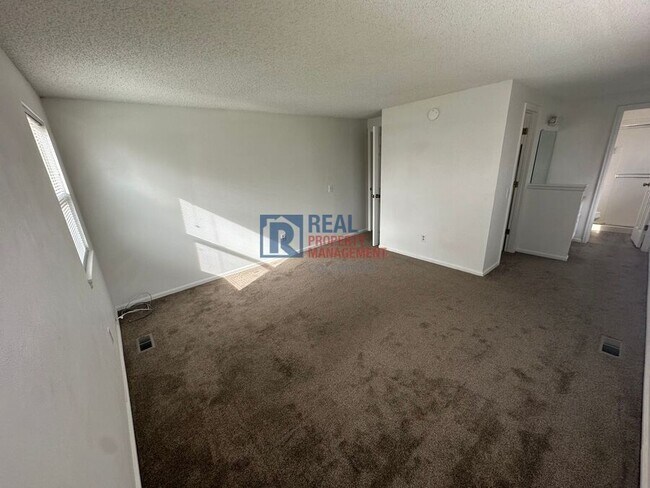 Building Photo - 3528 S Richfield St