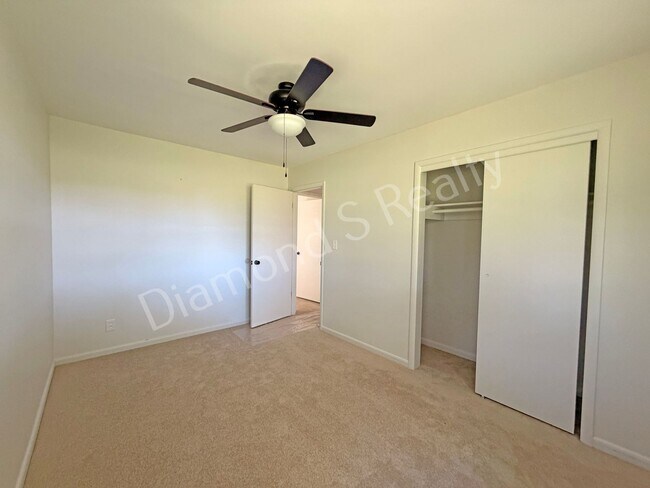 Building Photo - 5 Acres!! Country Home with Shop Building & Spacious Yard Available!