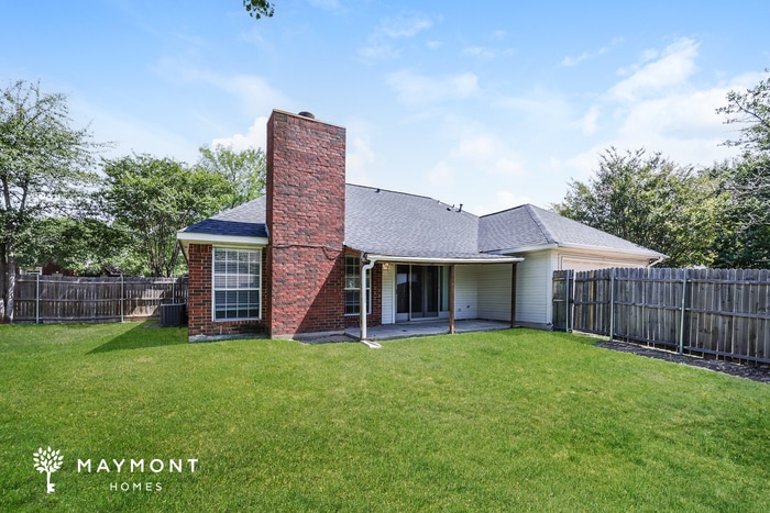 Building Photo - 819 Crooked Creek Ln
